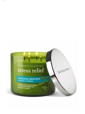 Bath & Body Works Aromatherapy Stress Relief 3 Wick Candle Eucalyptus Spearmint